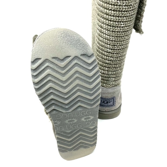 UGG Boots - Picture 7 of 10